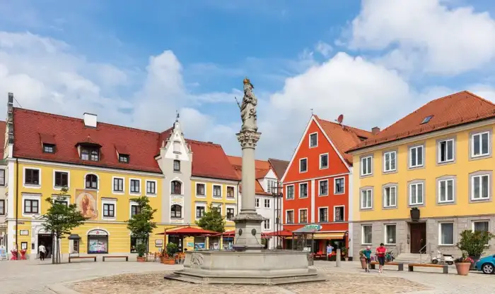 Mindelheim - Marienplatz, Mindelheim, Alemania, 2019-06-21, DD 03