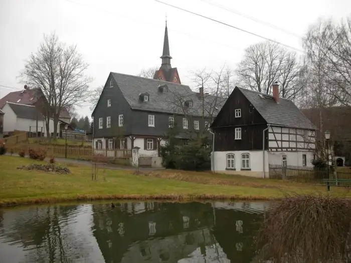Mühlental - Marieney pfarrhaus teich