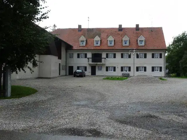 Neuching - Bauernhof in Oberneuchingermoos - geo-en.hlipp.de - 12530