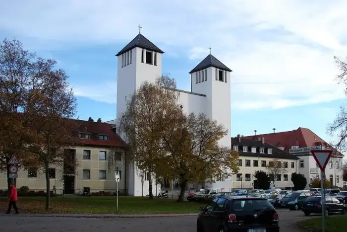 Neutraubling - Neutraubling St.-Michaels-Platz