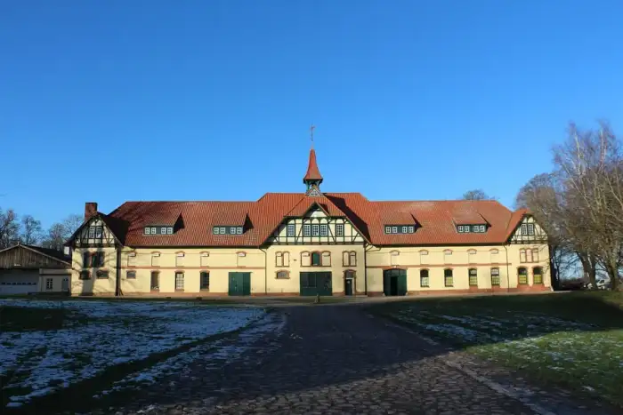 Neuwittenbek - Warleberg torhaus