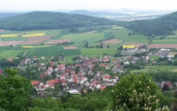 Niedenstein - Niedenstein und Emser Berg 20080517