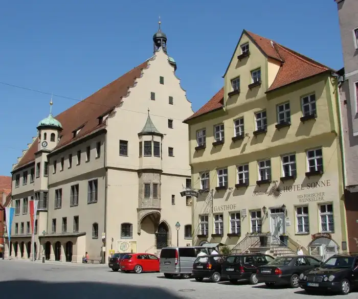 Nördlingen - NördlingenRathausGasthausSonne