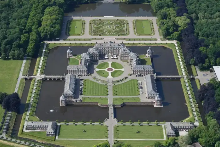 Nordkirchen - Aerial image of Schloss Nordkirchen (view from the southeast)