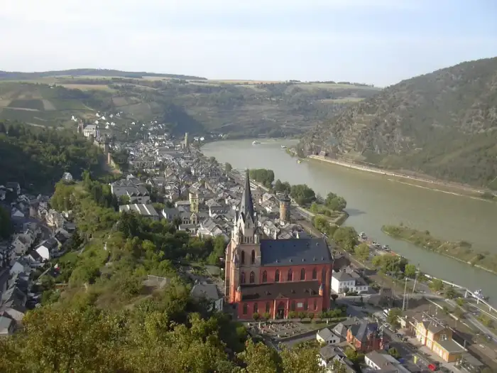 Oberwesel - Schönburg Flaggenwiese