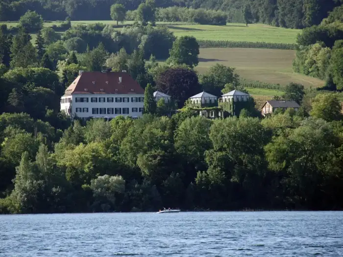 Öhningen - 2013-06-16 133 CH-TG-Glarisegg - Schloss Marbach b2000