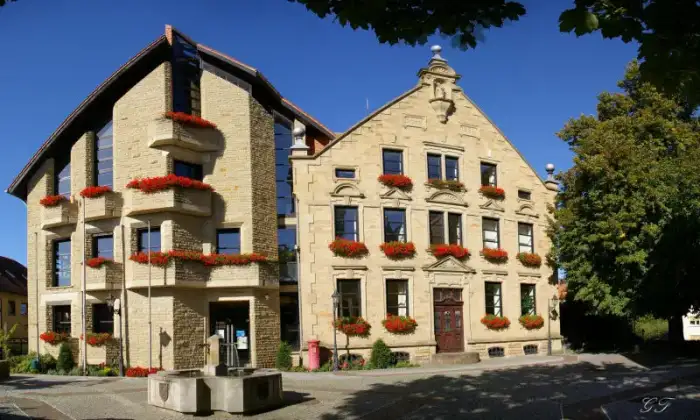 Östringen - Rathaus Oestringen060909