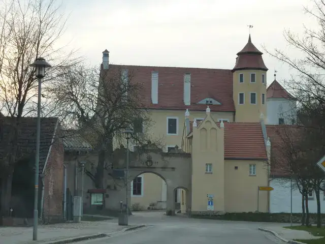 Penkun - Schloss in Penkun (Uckermark) - geo.hlipp.de - 9857