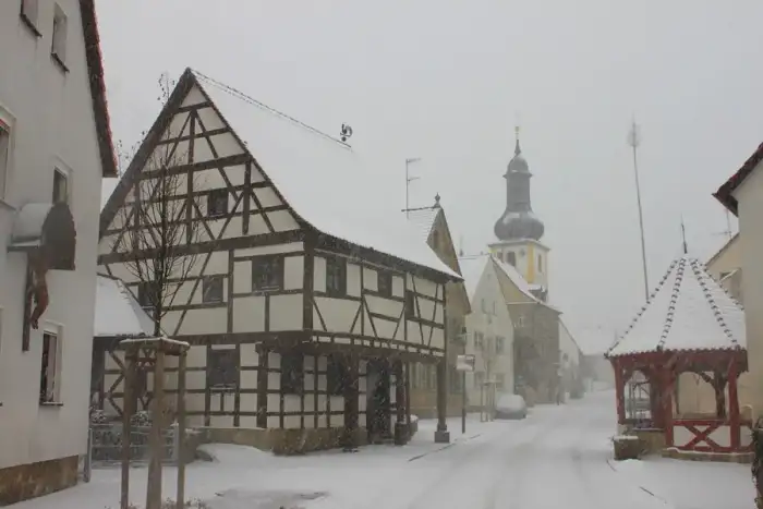 Pinzberg - Pinzberg Hauptstraße Schnee