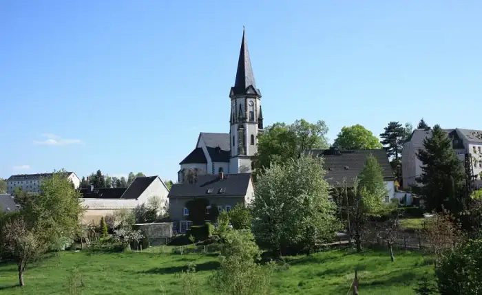 Pockau-Lengefeld - Lengefeld mit Kirche