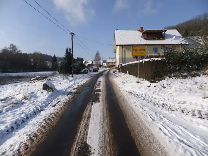 Ramsen - Ramsen (Pfalz)- Ripperterhof- Ortseinfahrt von Ramsen (Pfalz) kommend 4.12.2010