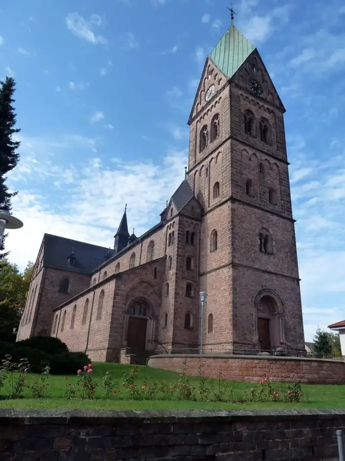 Ramstein-Miesenbach - Kath. Kirche St. Nikolaus in Ramstein-Miesenbach