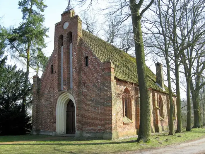 Rastow - Kraak evangelische Kirche 2009-03-31 002