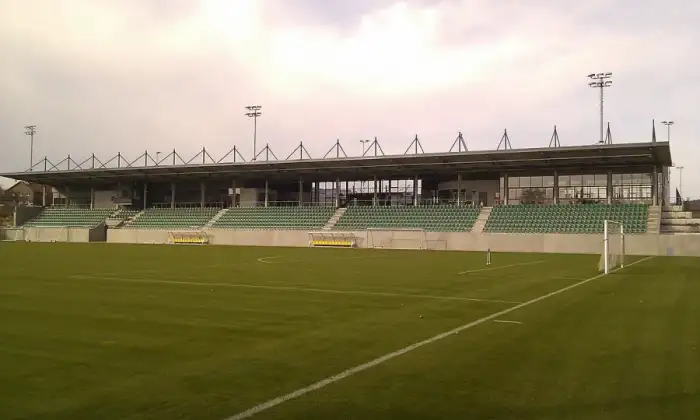 Rödinghausen - 2011-10-27 Rödinghausen. Häcker Wiehenstadion (7)