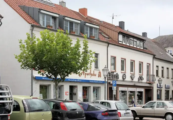 Saarwellingen - Saarwellingen, houses on the Schloßstraße