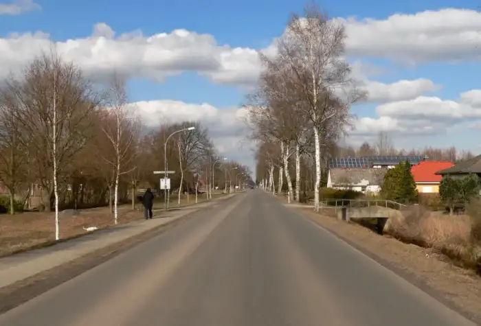 Sassenburg - Neudorf Platendorf Dorfstrasse