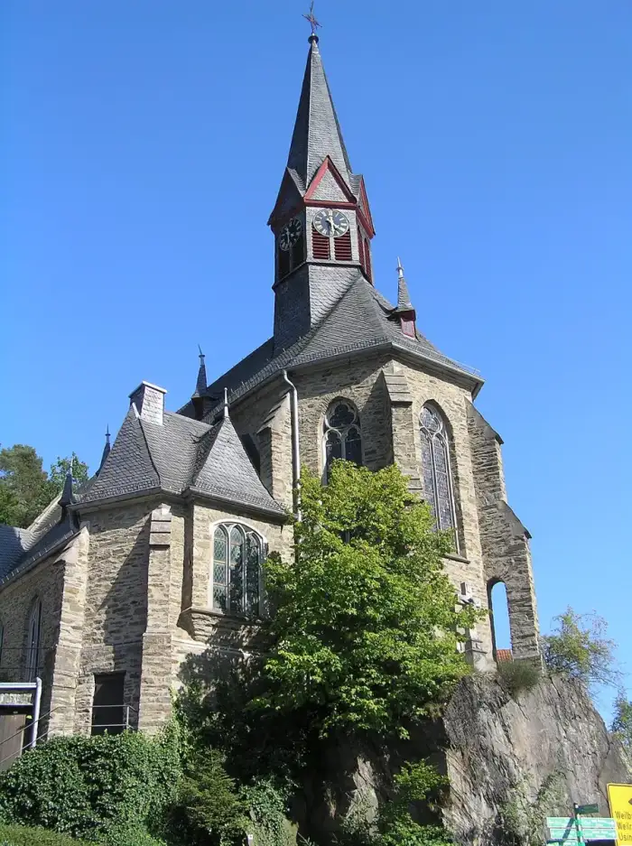 Schmitten im Taunus - Schmitten Kirche von Dorfweil aus