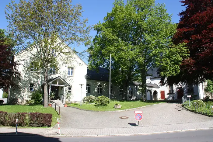 Schönwald - Kirchplatz Schönwald