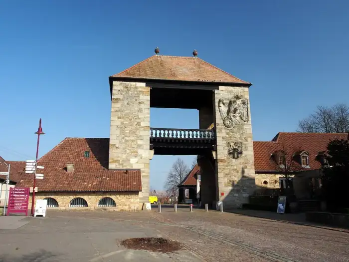 Schweigen-Rechtenbach - Deutsches Weintor, Bild 1