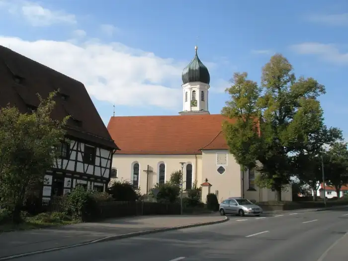 Schwendi - Kirche und Pfarrhaus Schwendi 1