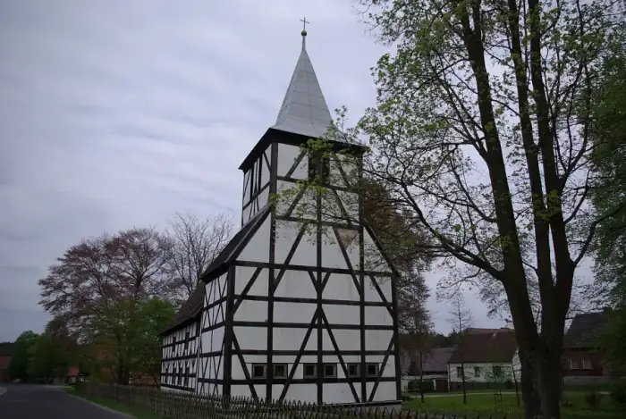 Siehdichum - Siehdichum Rießen Kirche