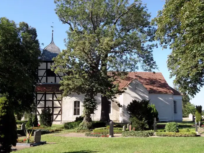 Spantekow - Spantekow Kirche 2012-08-11
