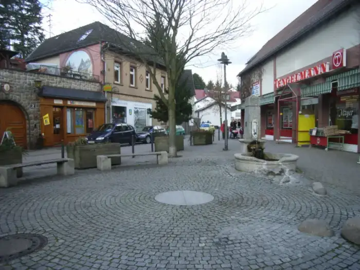 Steinbach (Taunus) - Pijnackerplatz Steinbach (Taunus)