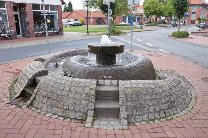 Stolzenau - Brunnen in Stolzenau IMG 7961