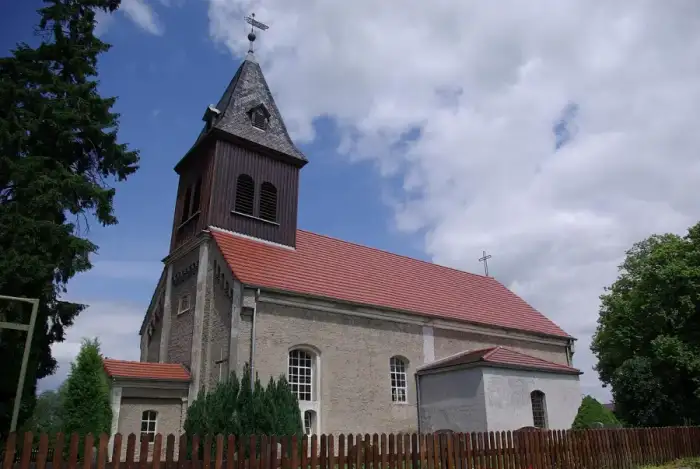 Tauche - Dorfkirche Giesensdorf Tauche