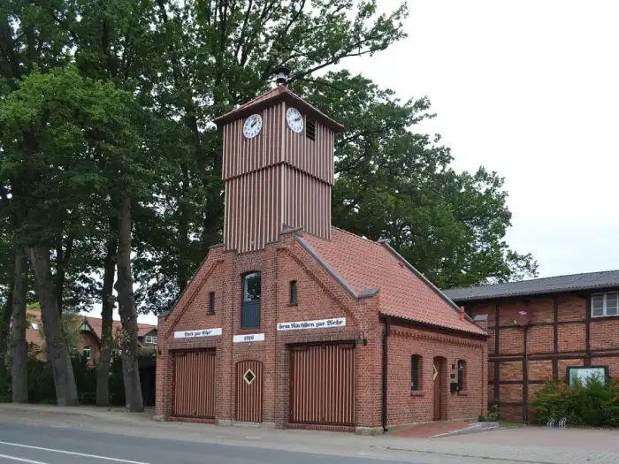 Toppenstedt - FeuerwehrhausToppenstedt