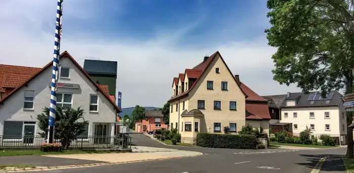 Tröstau - Tröstau Zentrum Am Bahnhof