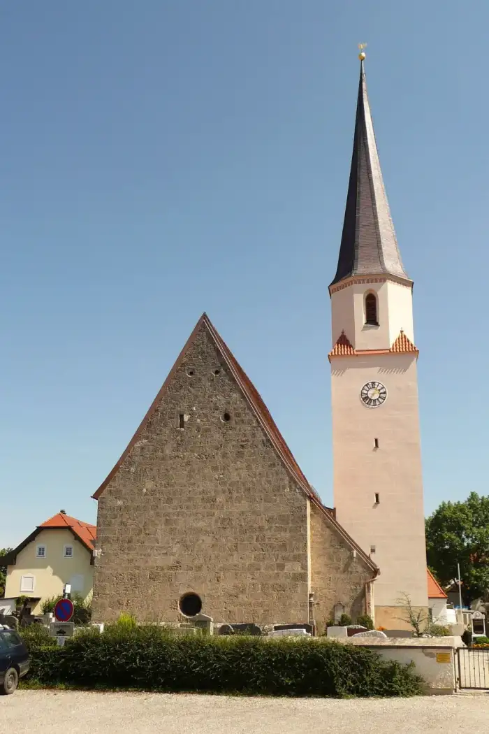 Unterneukirchen - Pfarrkirche Unterneukirchen