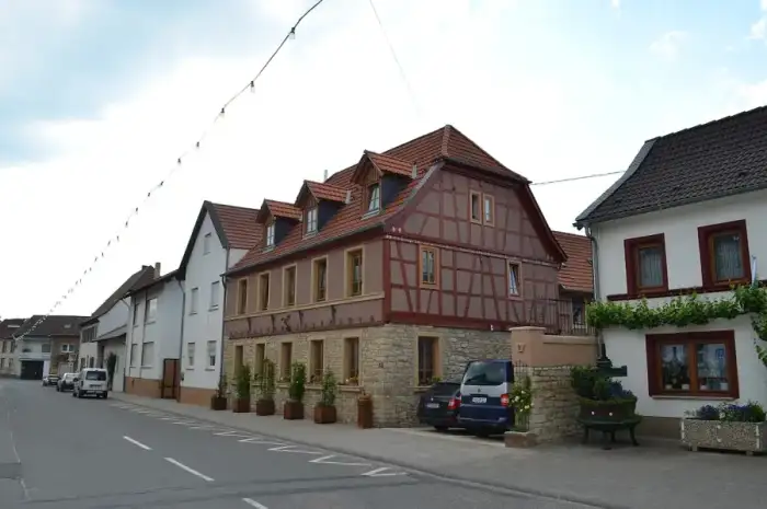 Wallertheim - Wallertheim, Wassergasse 12