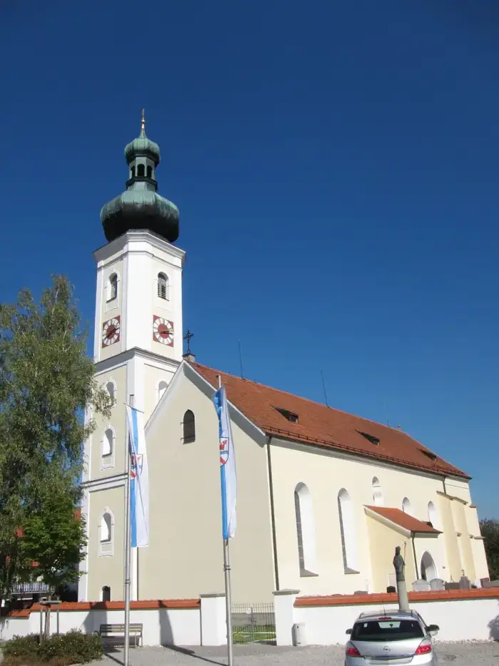 Walpertskirchen - Kirche Walpertskirchen-01