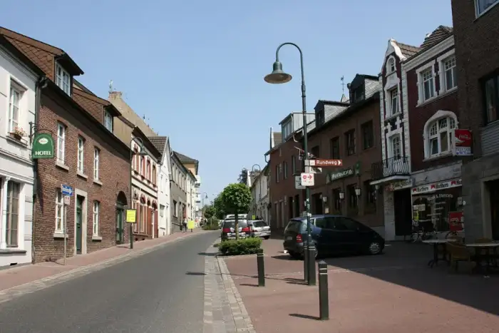 Wassenberg - Wassenberg - Kirchstraße 03 ies
