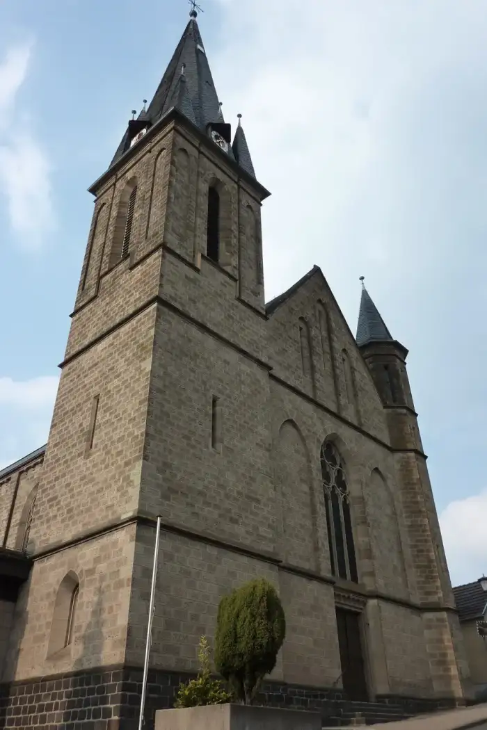 Weibern - Weibern (Eifel) Katholische Kirche Turm796