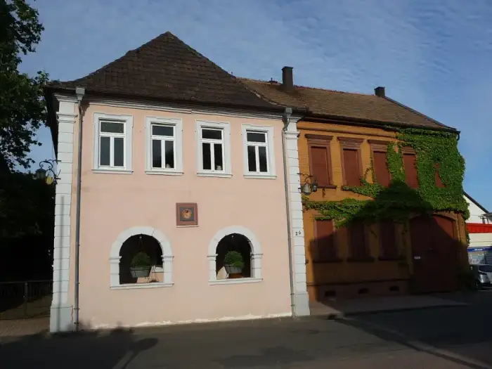 Weisenheim am Sand - Rathaus-Weisenheim-am-Sand-01