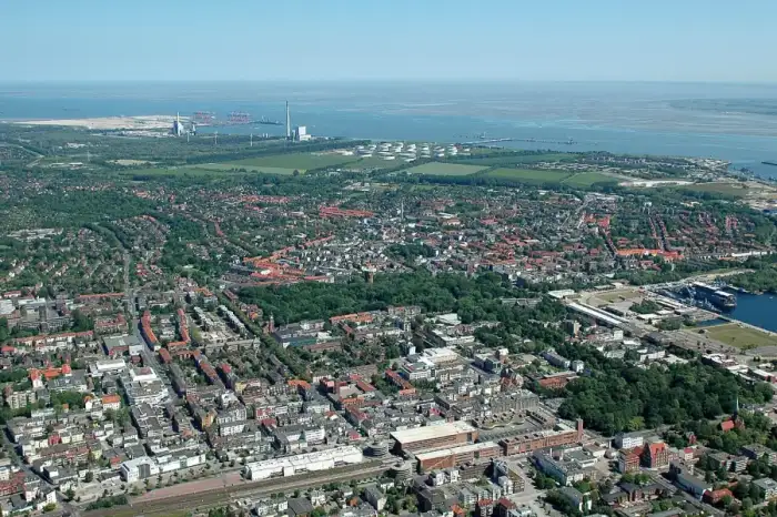 Wilhelmshaven - 2012-05-28 Fotoflug Cuxhaven Wilhelmshaven DSC 3909