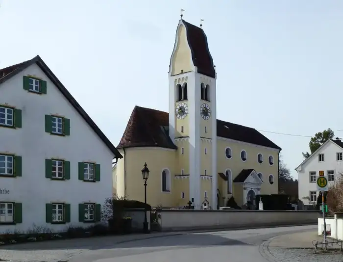 Windach - Windach Pfetten-Füll-Platz3 Kirche St Peter&Paul 001 201503 584