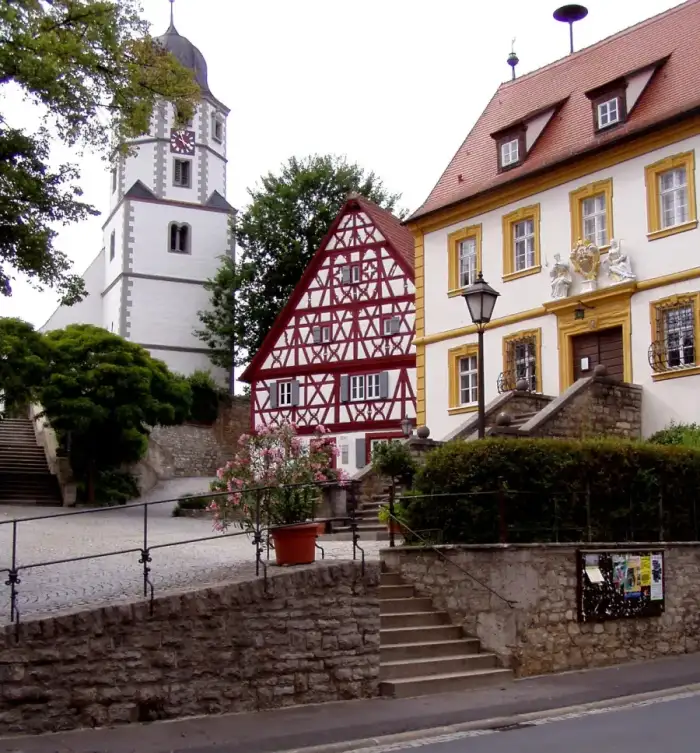 Winterhausen - WinterhausenRathausplatz