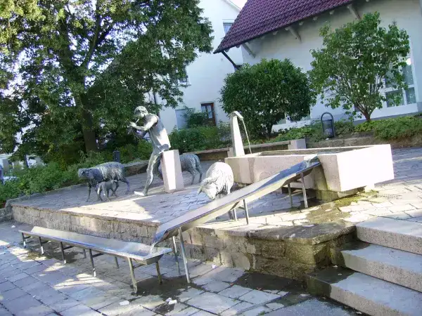 Zell unter Aichelberg - Schaeferbrunnen Zell u A