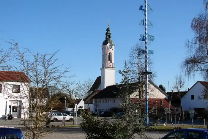 Zolling - Zolling Dorfplatz 2015