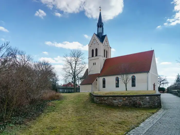 Zschepplin - Hohenpriessnitz Kirche-02